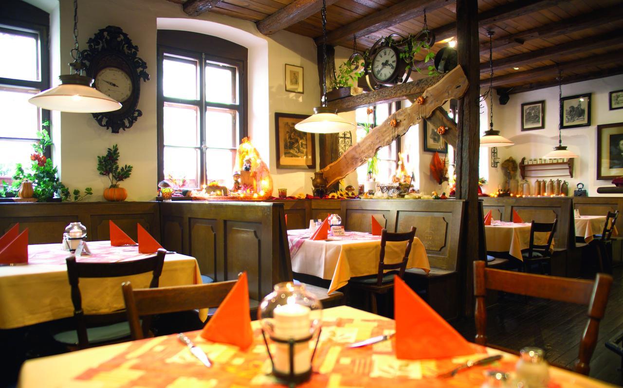 Zum Fehmelbauer Hotel Карлщат Екстериор снимка