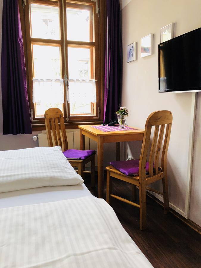 Zum Fehmelbauer Hotel Карлщат Екстериор снимка