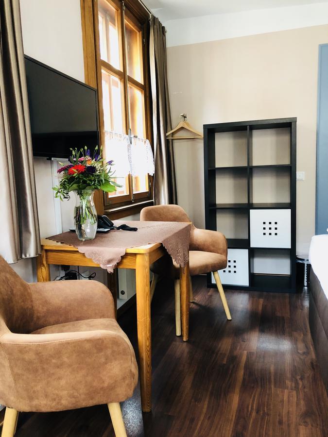 Zum Fehmelbauer Hotel Карлщат Екстериор снимка