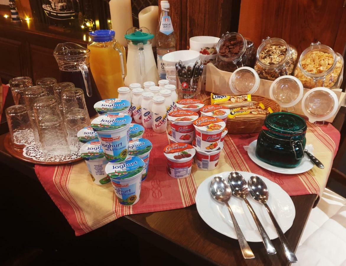 Zum Fehmelbauer Hotel Карлщат Екстериор снимка